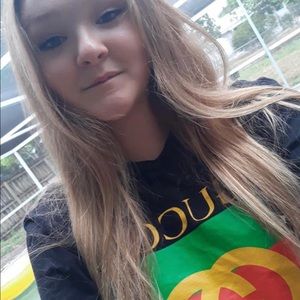 Meet your Posher, Jade